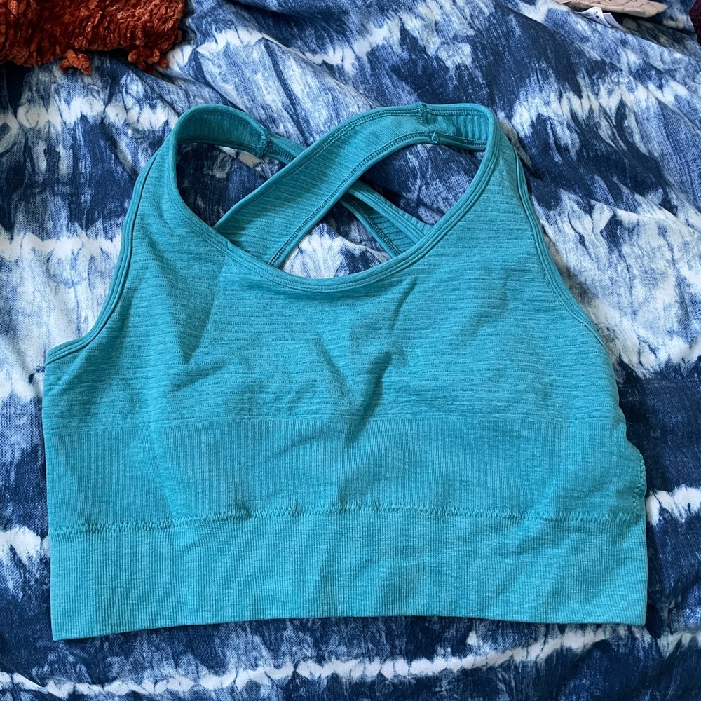 Alphalete bra